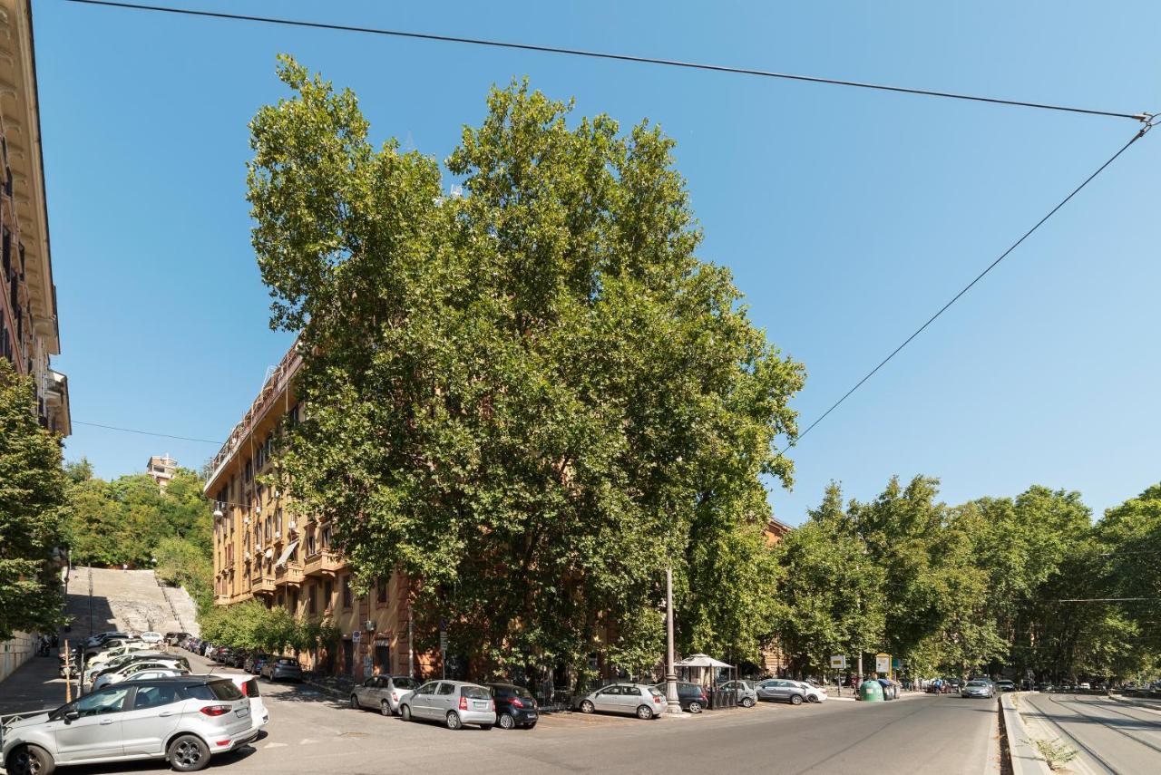 Piazza Nievo A Trastevere! Apt Con Balcone Rome Exterior photo