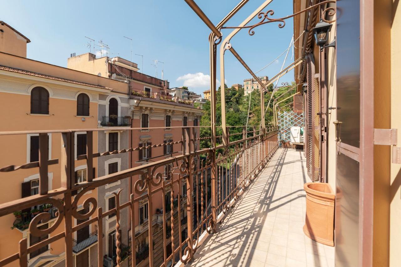 Piazza Nievo A Trastevere! Apt Con Balcone Rome Exterior photo