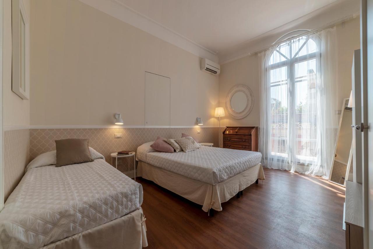 Piazza Nievo A Trastevere! Apt Con Balcone Rome Exterior photo